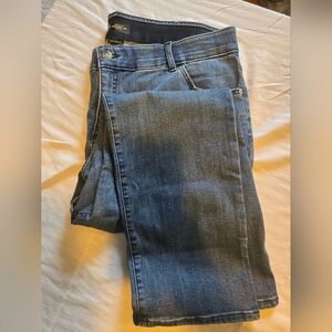 Lee Blue Straight Leg Jeans Classic Style 20W Petite, NWOT